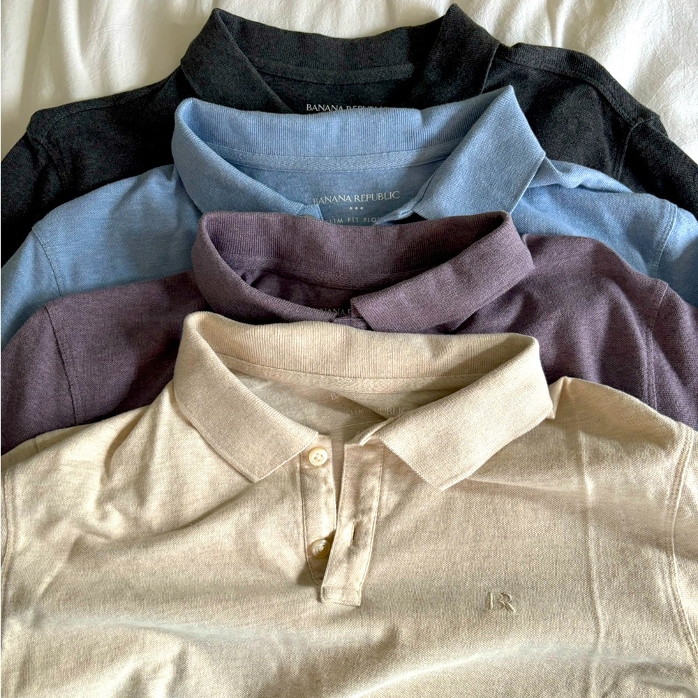 Bundle! 4 Banana Republic Polos!